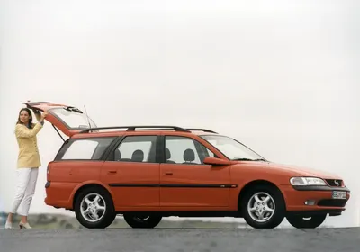 Характеристики и фото Opel Vectra 1995 - 2000, Универсал 5 дв.