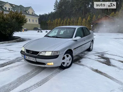 Opel Vectra Comfort 2.2 2005 | Real-life review - YouTube