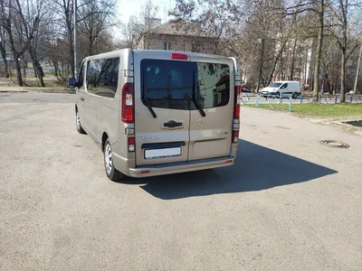 Купить авточехлы MW Brothers Opel Vivaro II (2014-2019) пассажир, серая  нить серии Dynamic - интернет-магазин MW-Brothers