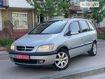 2002 Opel Zafira Covers 500,000 Kilometers without Major Issues | Carscoops