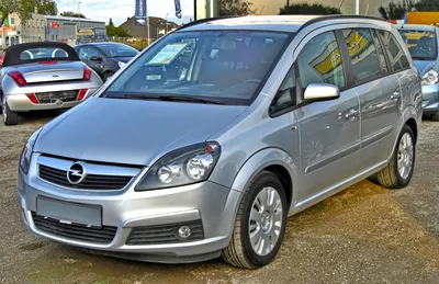 Отзыв о Opel Zafira (2008 г.в.) от олега