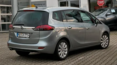 Opel Zafira Tourer (2012) - picture 3 of 103