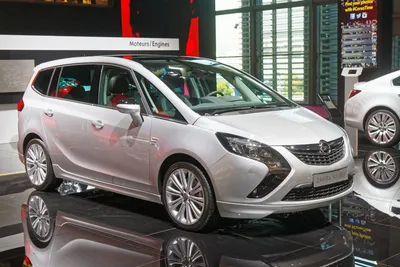 OPEL ZAFIRA TOURER - Lēti auto - letiauto.lv