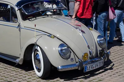 VW Beetle - Beetle, Beetle, VW, cars, street, traffic, intersection,...  News Photo - Getty Images