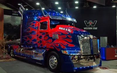 Western Star выпустила серийный грузовик Оптимуса Прайма — Новости