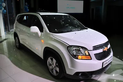 Компактвэн Chevrolet Orlando нового поколения показал лицо — Авторевю