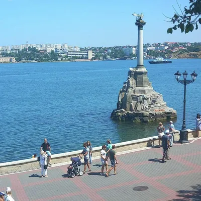 Памятник затопленным кораблям в Севастополе привели в порядок альпинисты
