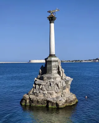 Памятник затопленным кораблям в Севастополе: история, фото, значение