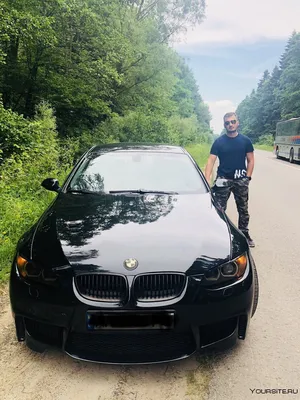 28-летний парень на спортивной BMW не справился с управлением и погиб,  улетев в кювет - KP.RU