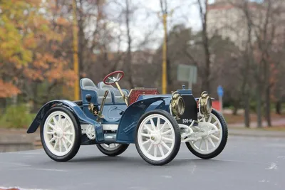 Первый в мире автомобиль» — создано в Шедевруме