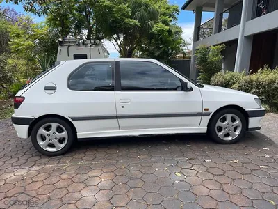 Living with a Shatchback: Peugeot 306 | Petrolblog