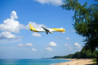 На острове Пхукет запретили фотографироваться с самолетами