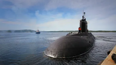К-223 \"Подольск\" проект 667 БДР (бухта Крашенинникова), швартовка. |  Russian submarine, Submarines, Nuclear submarine