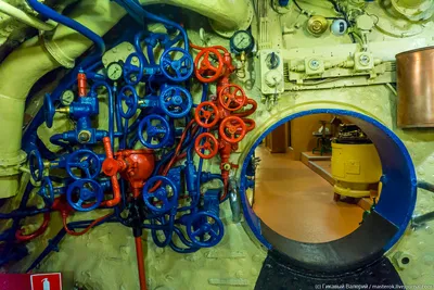 Что скрывают в боевой рубке подводной лодки, стоящей на рейде в Москве-реке  — DRIVE2