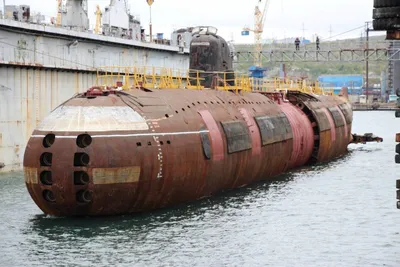 Первая отечественная атомная подводная лодка была заложена ровно 67 лет  назад
