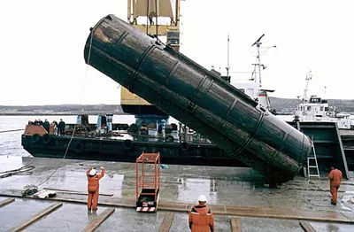 Купить сборную модель подводной лодки К-141 Курск (Подарочный набор),  масштаб 1:350 (Звезда)