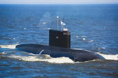 Инженеры из Украины представили, невидимую для радаров, электрическую  беспилотную подводную лодку Kronos