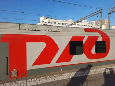 Электровоз ЭП20-062 со скорым двухэтажным поездом №103 \"Адлер - Москва\" -  YouTube
