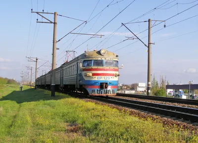В Пермском крае грузовой поезд насмерть сбил мужчину