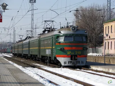 Поезд Барнаул — Адлер — Барнаул №682/115/ №116/681 - «Опоздал на 1,5 часа,  а проводницы проспали Казань. В туалете дубак и ледяная вода. Не советую  брать билеты именно в барнаульские вагоны. » | отзывы