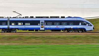 Тепловоз ТЭП70БС-245 с поездом 213В/214В Москва-Пенза на перегоне  Вослебово-Скопин - YouTube