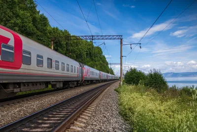 РЖД запускает более 600 дополнительных поездов на юг - Российская газета