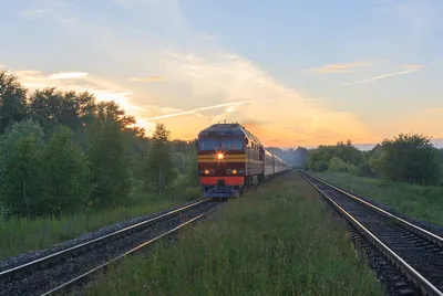 Тепловоз ТЭП70-0546 с пассажирским поездом №481Я Москва — … | Flickr