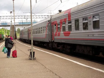 Пассажирам поезда \"Абакан-Москва\" придётся пересесть на автобус