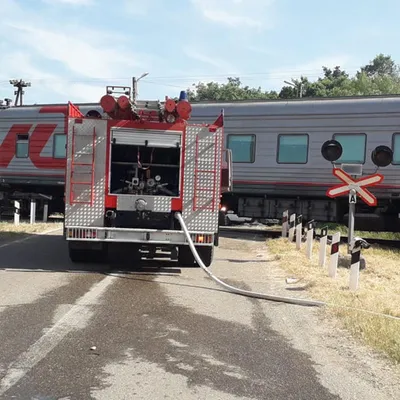 Количество пострадавших при столкновении поезда и грузовика в ХМАО растет