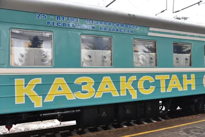 В Казахстане при крушении поезда погиб подросток