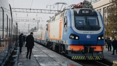 Поезд Байтарек сошел с рельсов в Казахстане, есть погибшие - ФОКУС