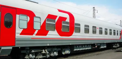 2ЭС4к-130 с поездом №282 Адлер — Череповец - YouTube