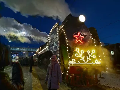 В Смоленске встретили поезд Деда Мороза | Быстрые новости Смоленска  «SmolDaily»