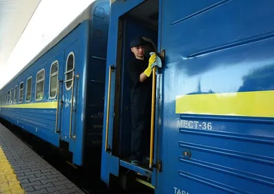Укрзализныця» назвала популярную пятерку поездов внутри Украины: читать на  Golos.ua