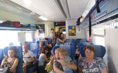 Стоячий \"Интерсити\". Железнодорожники не подали на посадку четыре вагона  поезда \"Одесса-Киев\" — Деньги