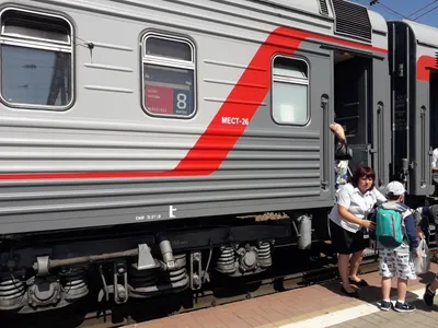 Пассажирский поезд «Ейск – Санкт-Петербург» загорелся на станции под  Липецком - KP.RU
