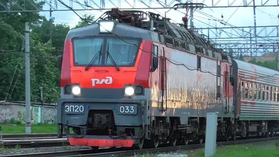 Поезд Москва — Сухум столкнулся с трактором в Абхазии // Новости НТВ