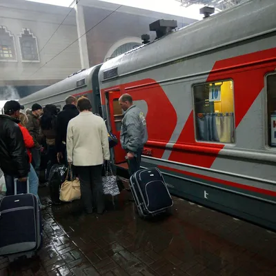 Я поднялся в вагон поезда на Москву и замер: этого не может быть!