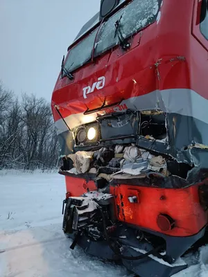Пассажирский поезд из Перми в Адлер столкнулся с тепловозом. Пострадали 25  человек, возбуждено уголовное дело