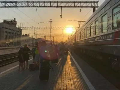 Поезд Адлер - Пермь продолжил движение после столкновения в Ульяновской  области - KP.RU