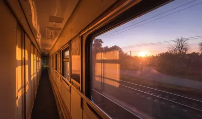 Купить билеты в вагон плацкарт в поезде Таврия в Крым