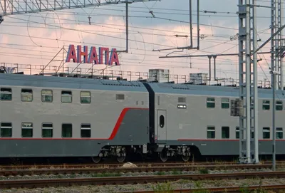 Пьяный пассажир поезда \"Анапа-Томск\" ударил соседа ножом