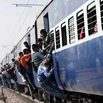 В Индии начали отменять пассажирские поезда для борьбы с энергокризисом:  Госэкономика: Экономика: Lenta.ru