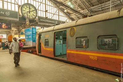Более 230 человек погибли в столкновении поездов в Индии - Аналитический  интернет-журнал Власть