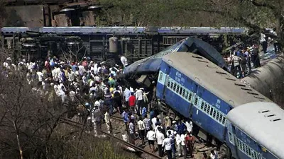В Индии железные дороги отменили почти 50 поездов из-за катастрофы в Одише  | 03.06.2023, ИноСМИ