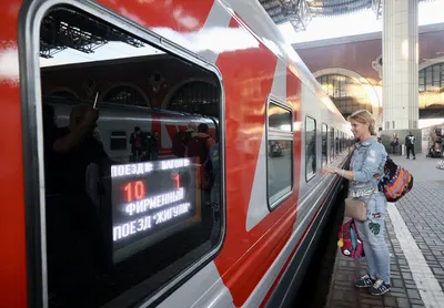Раздавленный поездом Москва-Симферополь под Тулой ВАЗ-2104 - ФОТО | ИА  “Тульская Пресса”