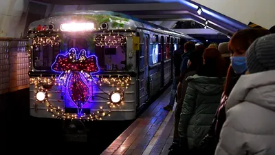 Какие новогодние поезда поедут в московском метро в 2024 году, как украсят  метро к Новому году — фото - 20 декабря 2023 - msk1.ru