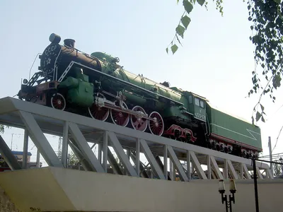 Зачем в СССР создали поезд на колесах? Тепловоз \"Машка\" Экспериментальный -  YouTube