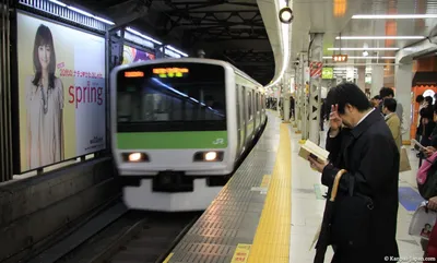 В Японии планируют разработать новый поезд с самой высокой в стране  скоростью прохождения кривых