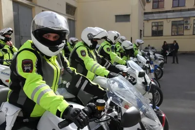Короли улиц: Фотографии полицейских мотоциклов в дежурстве